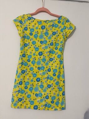 Lilly Pulitzer Yellow Floral Shift Dress with Blue Flowers